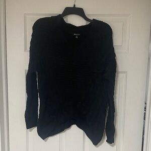 Versona Women's Black V-Neck Sweater